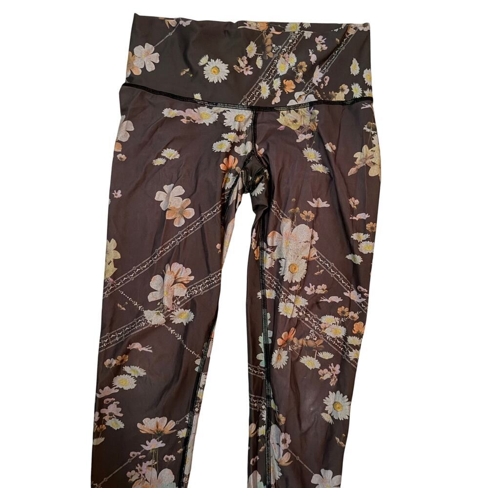 EUC Teeki leggings floral w fox sz S activewear yoga lightweight
